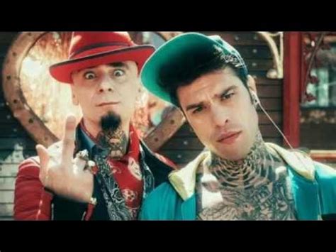 J AX Fedez Comunisti col Rolex TESTO .